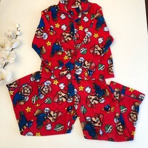Boys Nintendo Super Mario Pajamas Set Size 6/7